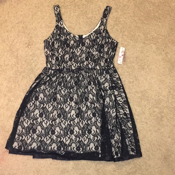 wish black and white dress